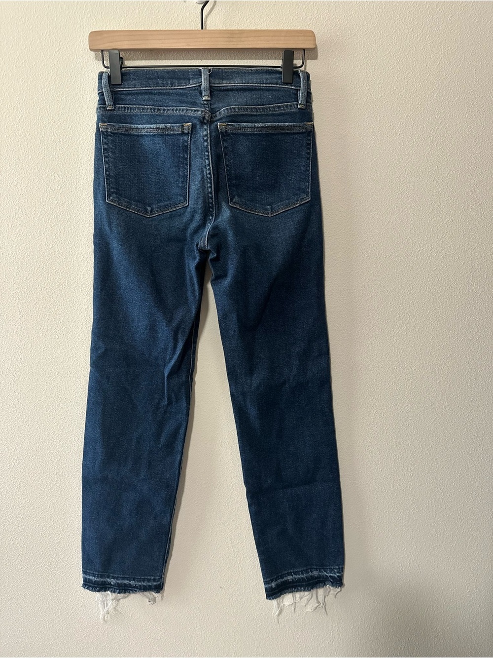 Frame Denim Le Nouveau Straight-Leg Jeans Granby wash size 24 - Picture 3 of 9
